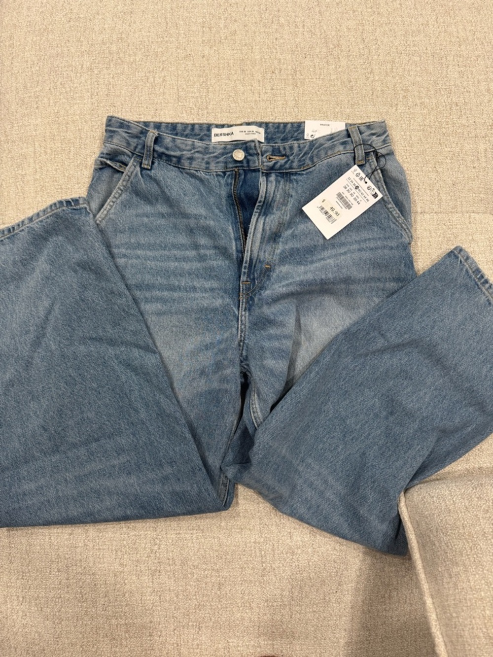 Bershka Women’s Medium Blue Skater Jeans